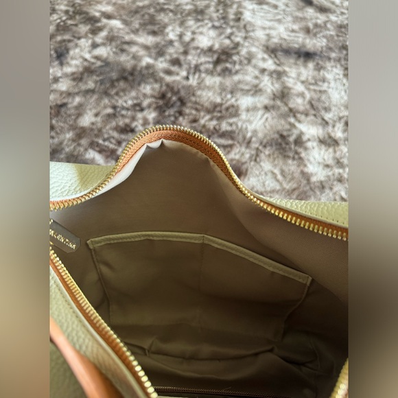 White/Cream Valentina Designer Purse Handbag NWT - Picture 8 of 9